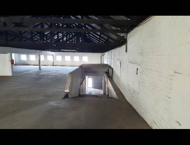 BUSINESS PROPERTY TO RENT IN EAST LONDON CBD